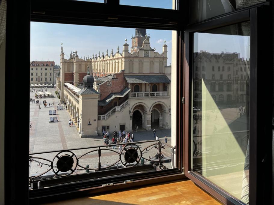 Pod Sloncem - Rynek Glowny Краків Екстер'єр фото